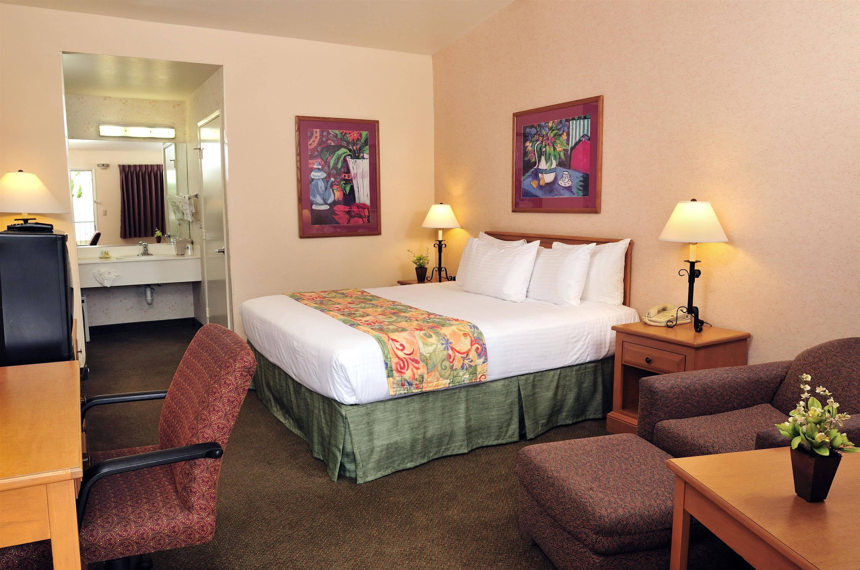 Lamplighter Inn & Suites At Sdsu San Diego Exterior photo