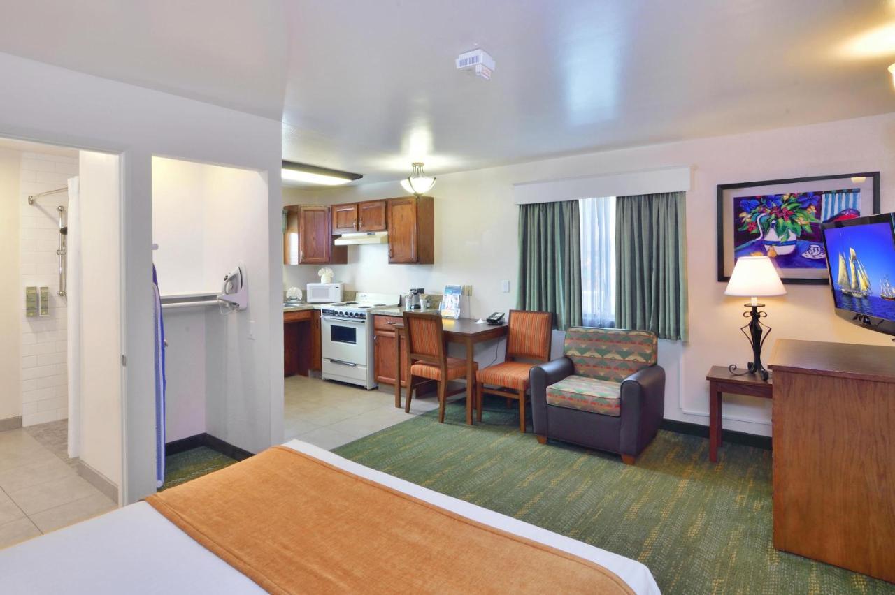 Lamplighter Inn & Suites At Sdsu San Diego Exterior photo